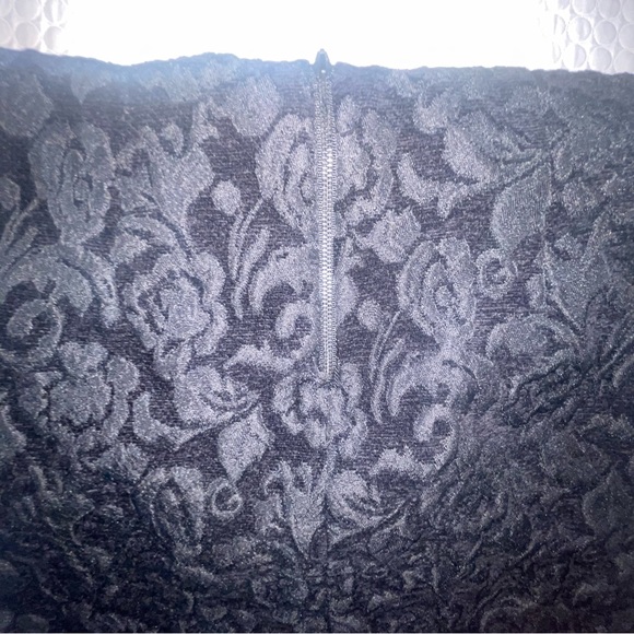 Willi Smith. Sz 2. Tapestry Style Fully Lined Skirt. Excellent condition! - Picture 8 of 10